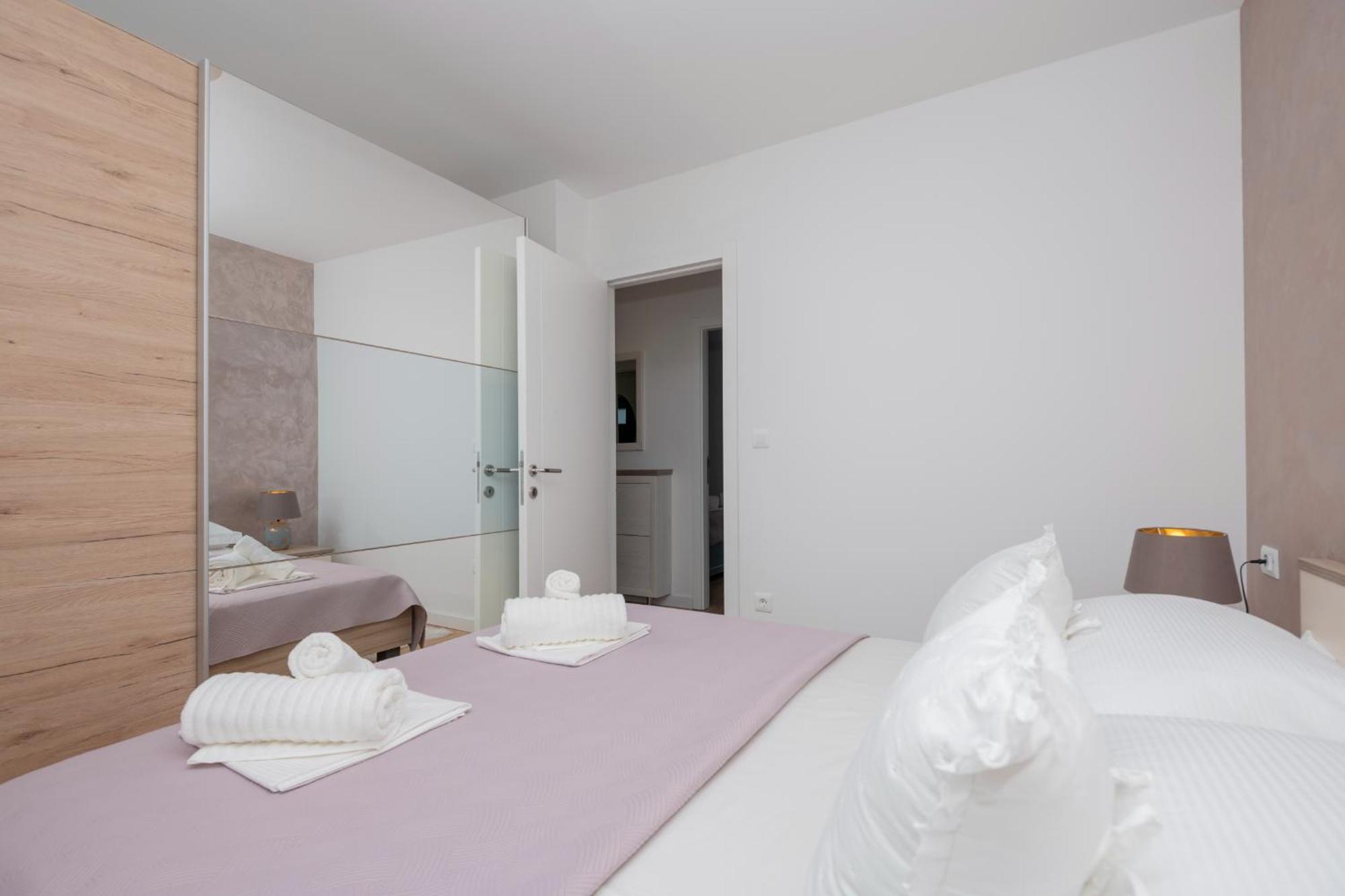 Apartment 18 Makarska